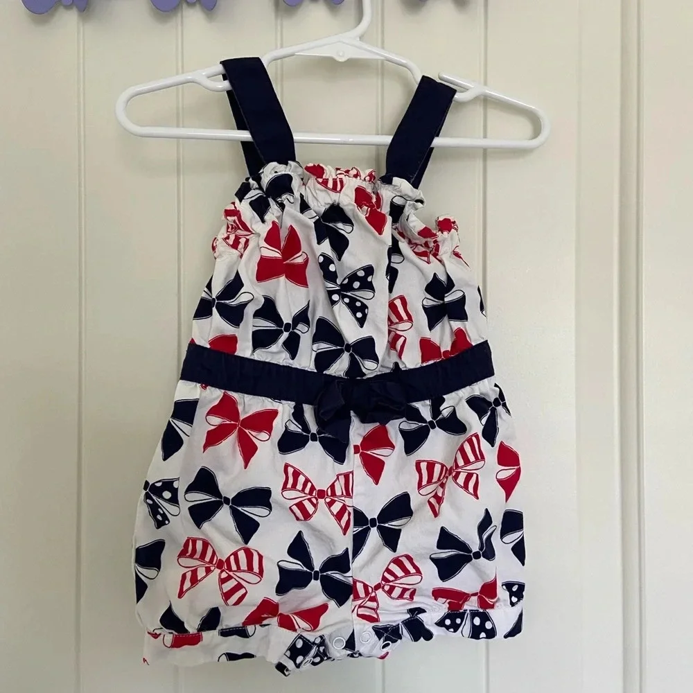 Gymboree baby girl’s red white & blue one piece outfit —‎ 12-18 months